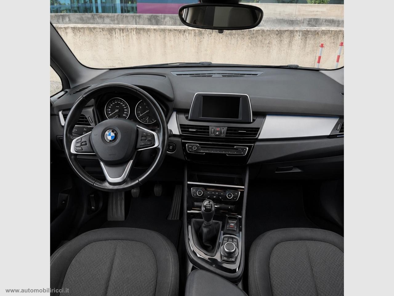 BMW 218d Gran Tourer 7 POSTI