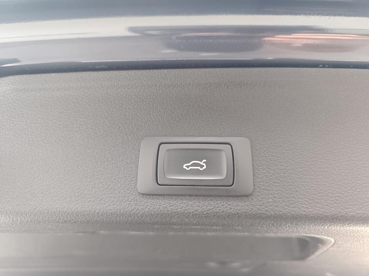 Audi A4 35 TDI S tronic Sport GARANZIA 24 MESI