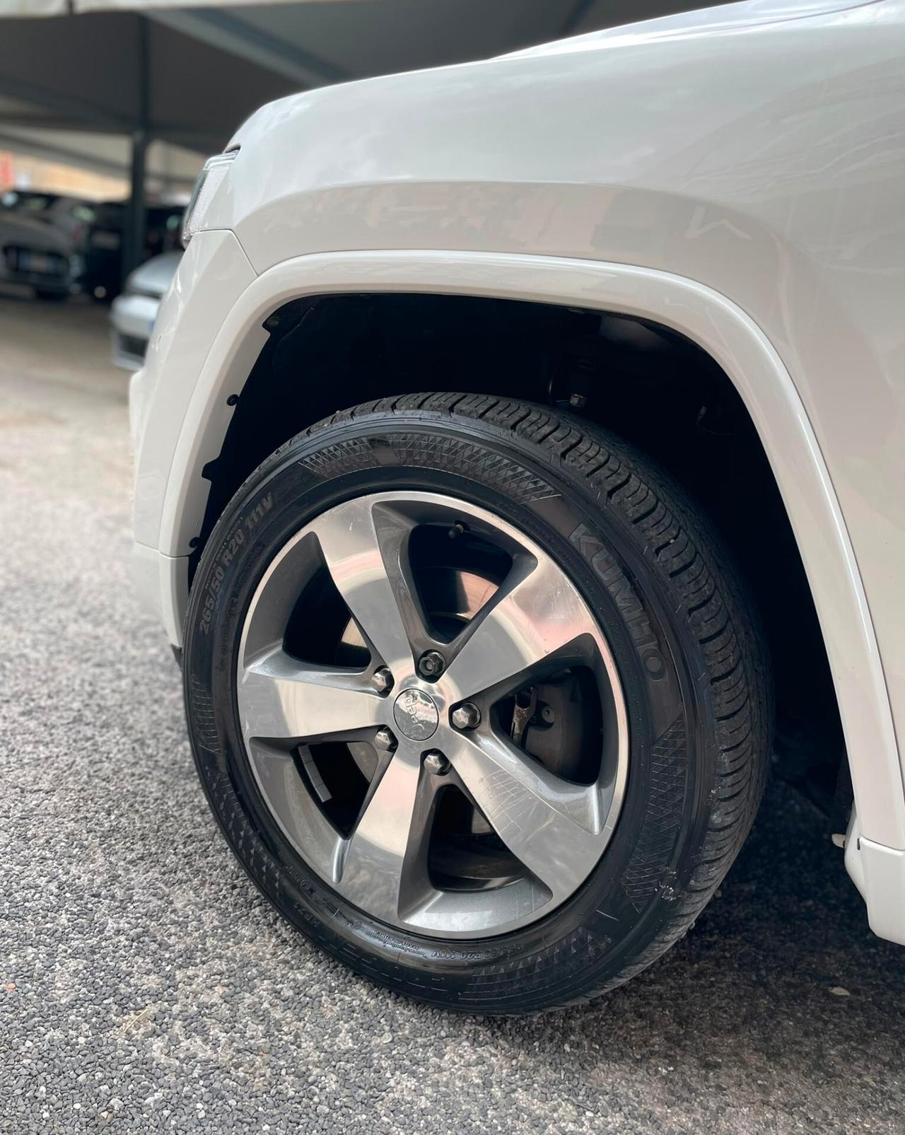 Jeep Grand Cherokee 3.0 V6 CRD 250 CV Mtj OVERLAND Tetto
