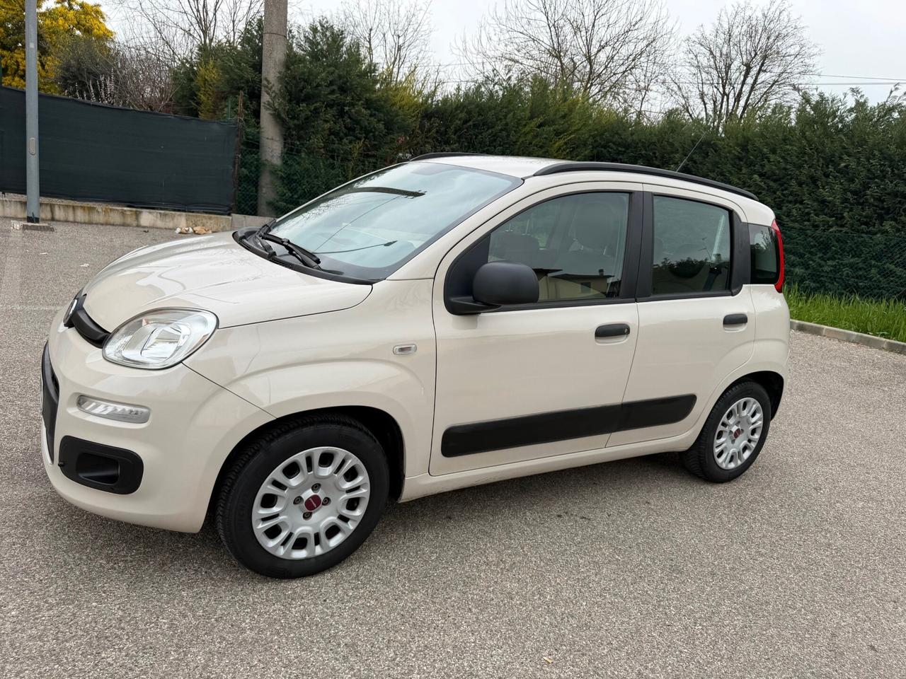 Fiat Panda 1.2 - NEOPATENTATI - 12 MESI DI GARANZIA -