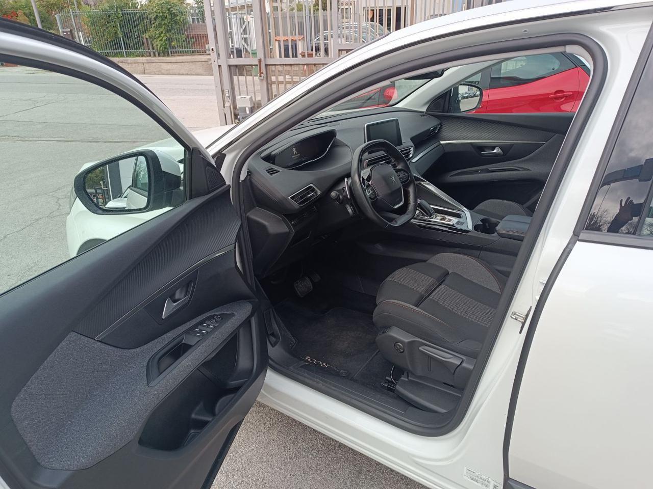 PEUGEOT 3008 BlueHDi 130 S&S EAT8 Allure