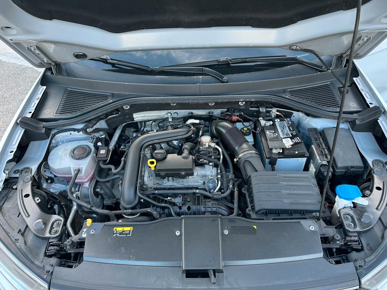 Volkswagen T-Roc 1.0 TSI R-Line 110cv - 2021