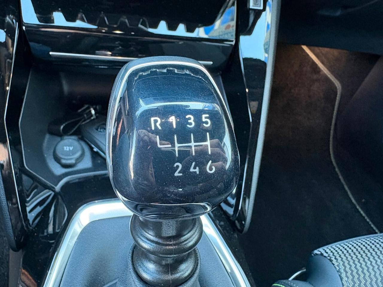 Peugeot 208 GT PureTech 100 5 p. 6mt SPOTICAR