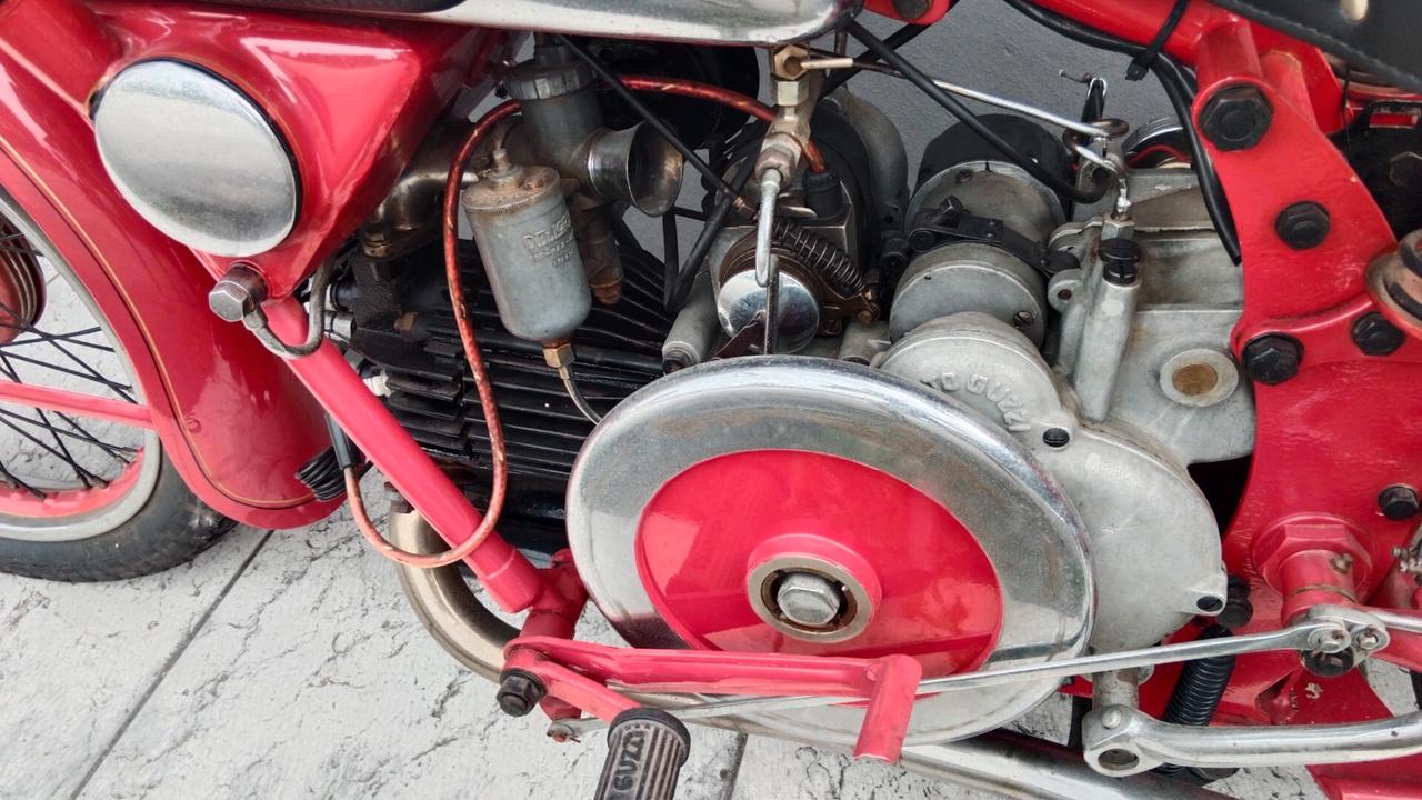 Moto Guzzi GTV 500 BITUBO