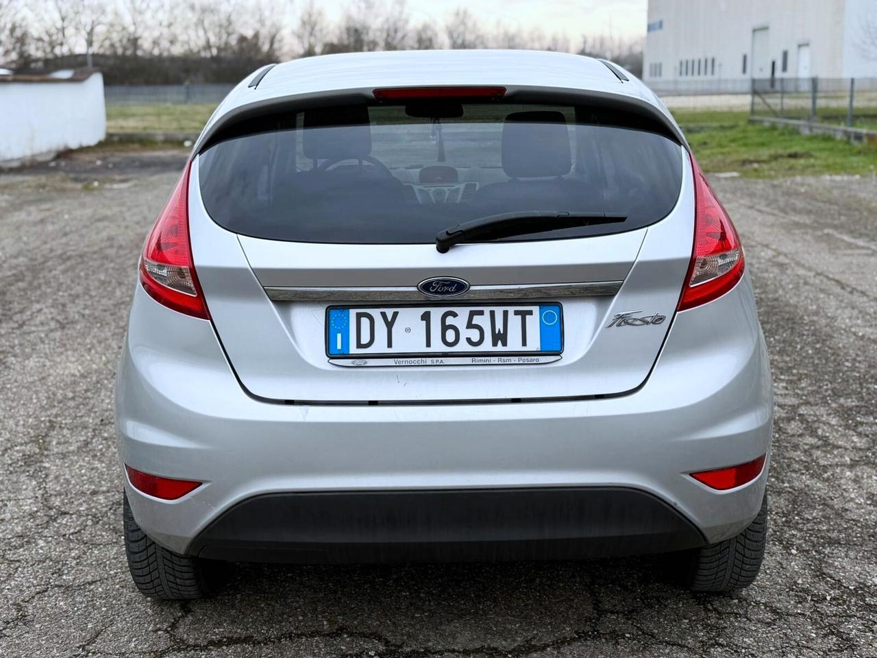 Ford Fiesta 1.4 5 porte GPL Titanium
