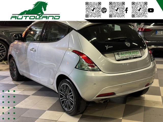 LANCIA Ypsilon 1.2 69 CV 5 porte Gold*neopatent*