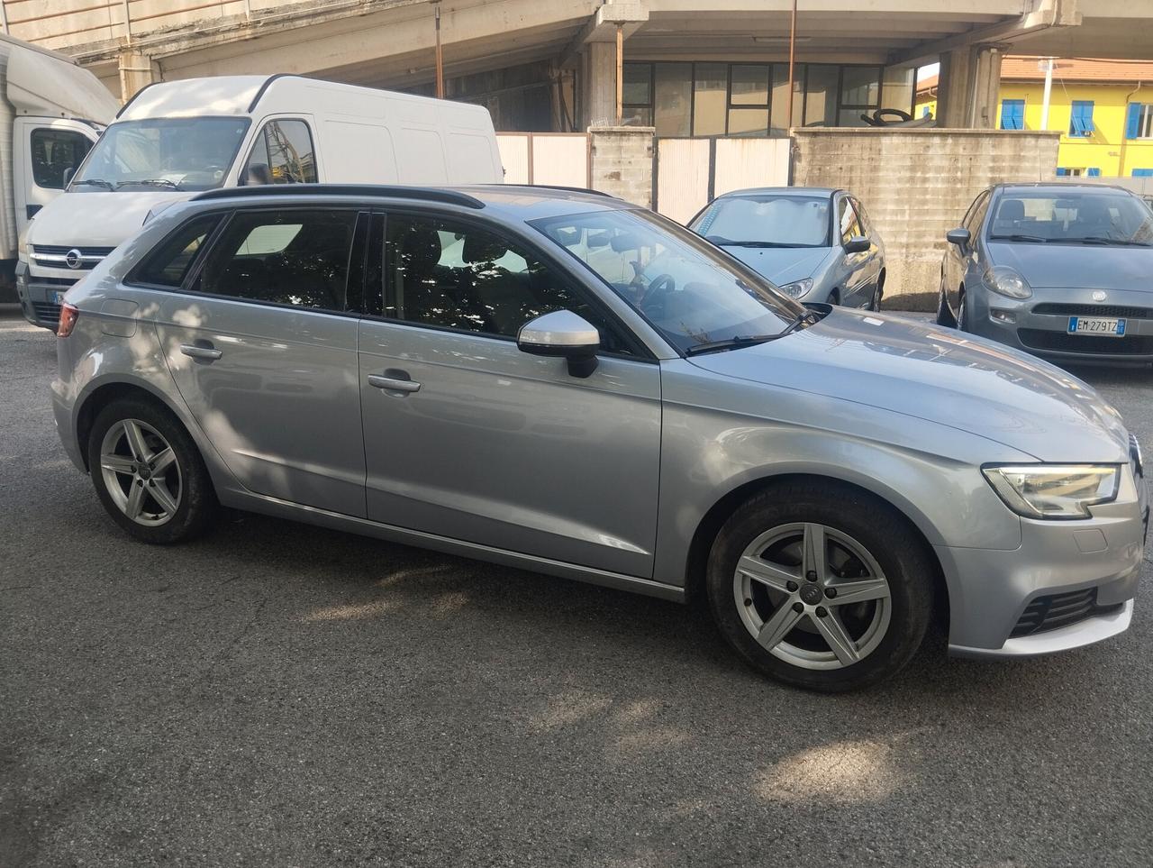 Audi A3 SPB 30 TDI Business