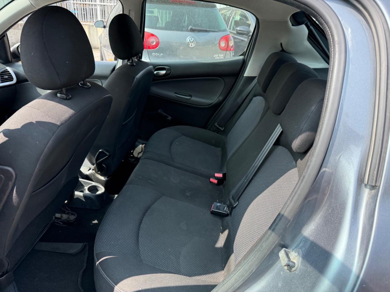 Peugeot 206 Plus 1.1 60CV 5p. Energie