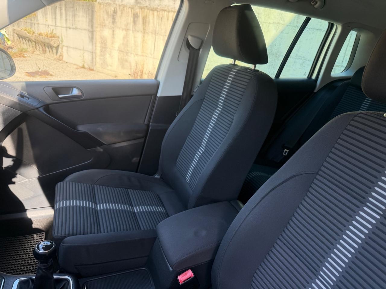 Volkswagen Tiguan 2.0 TDI DPF 4MOTION Sport & Style
