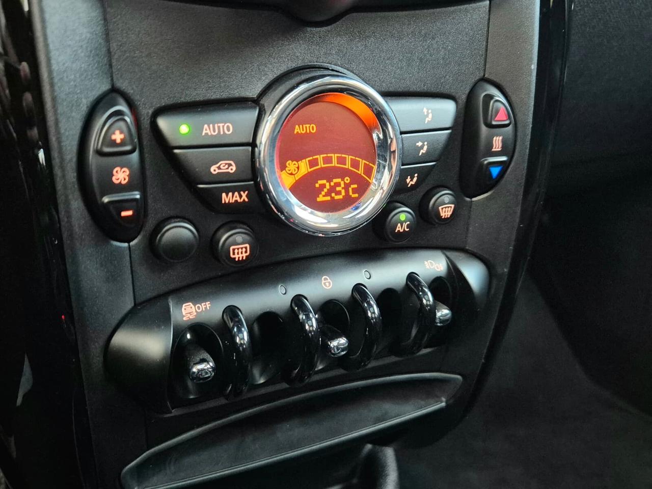 Mini Cooper D Countryman 2.0 Business Automatica