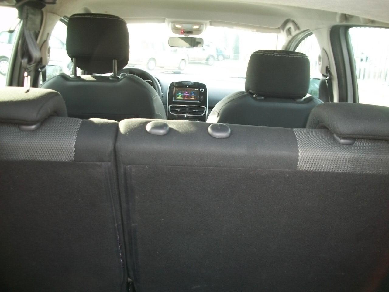 Renault Clio dCi 8V 90 CV EDC 5 porte Business CC 1461 kw 66 SI NUOVI PATENTATI GARANZIA UN ANNO