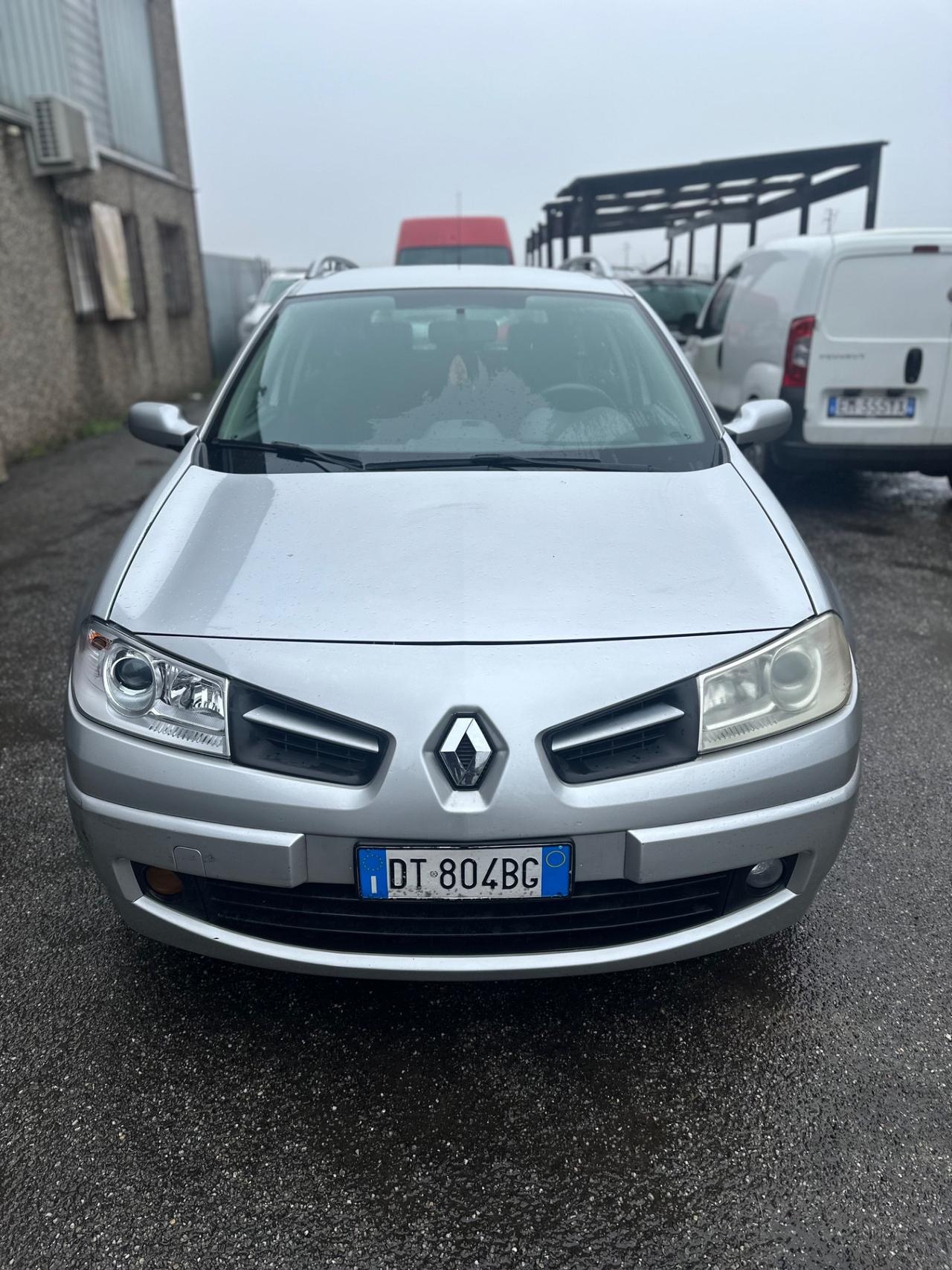 Renault Megane Mégane 1.6 SporTour Confort