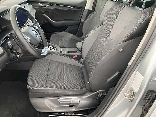 SKODA Octavia 2.0 TDI EVO SCR DSG Wagon Executive