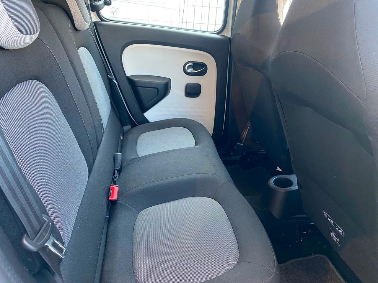Renault Twingo 1.0cc Automatica - Limited