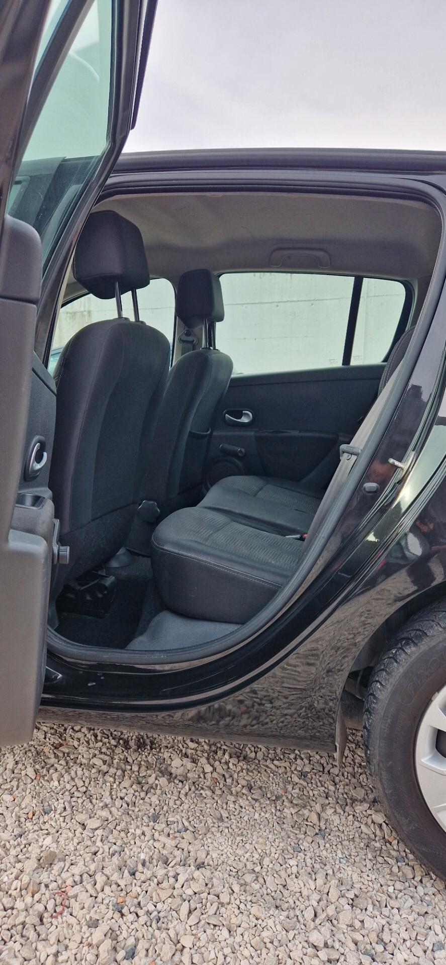 Renault Clio 1.5 dCi 75CV 5 porte Confort