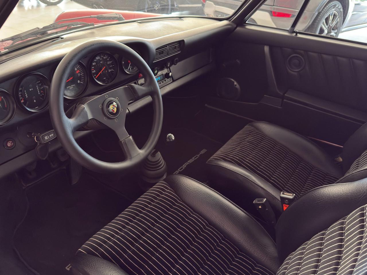 Porsche 911S - TARGA 2.7 TARGA S
