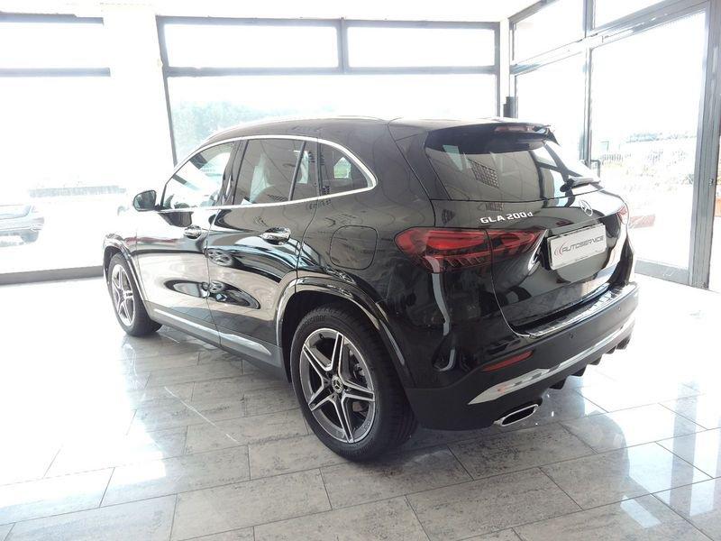 Mercedes-Benz Classe GLA GLA 200 d Automatic 4Matic AMG Line Premium Plus