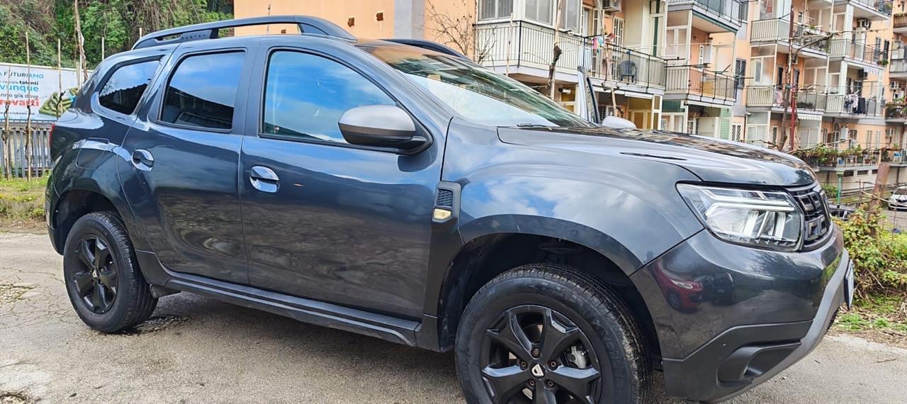 Dacia Duster restyling faro a led 2022