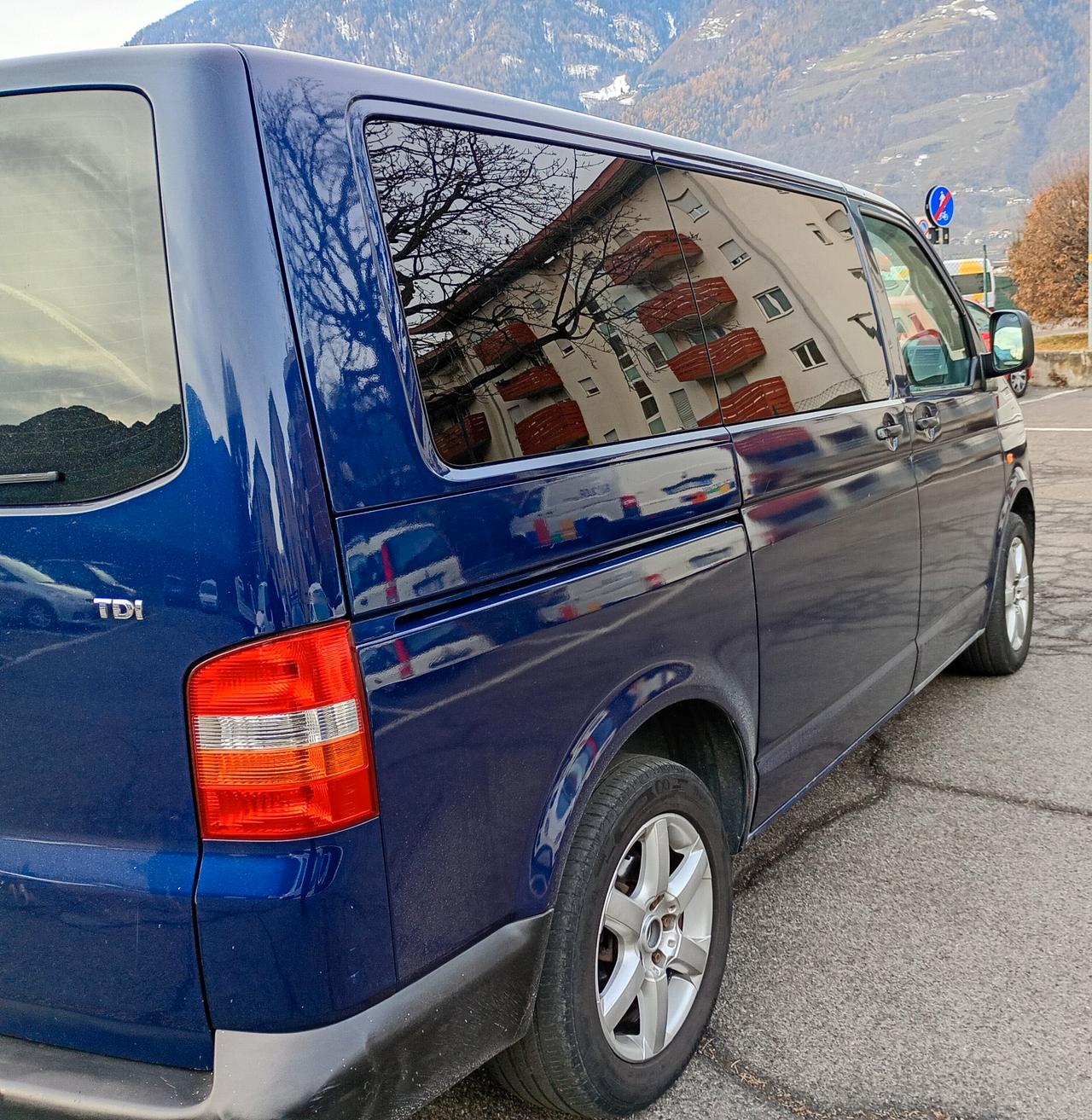 Volkswagen Multivan 2.5 TDI/130CV Comfortline