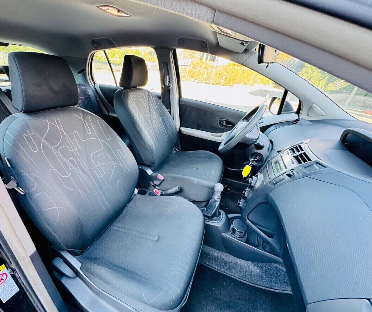 Toyota Yaris 1.0 5 porte Ok neopatentati