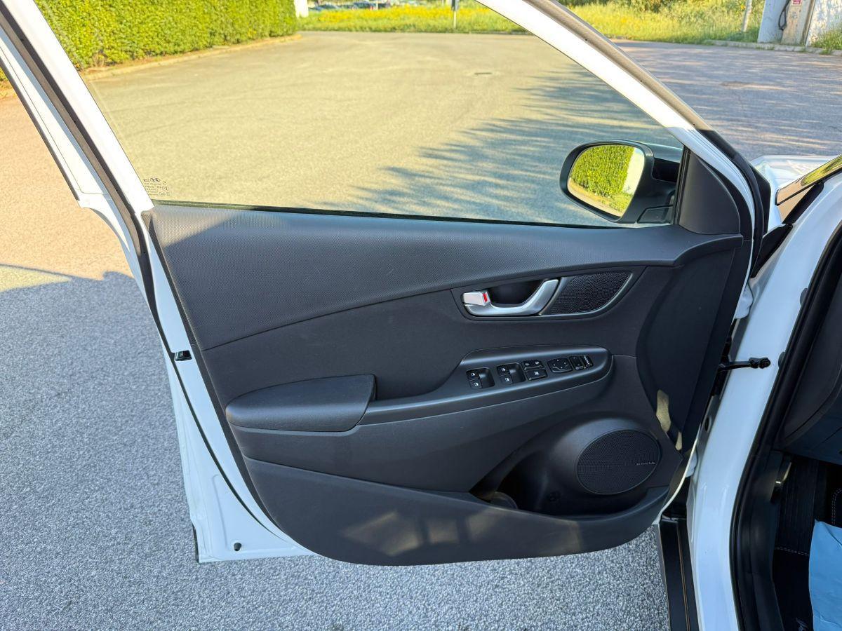 HYUNDAI - Kona - 1.6 CRDI 115CV Hybrid 48V DCT XLine