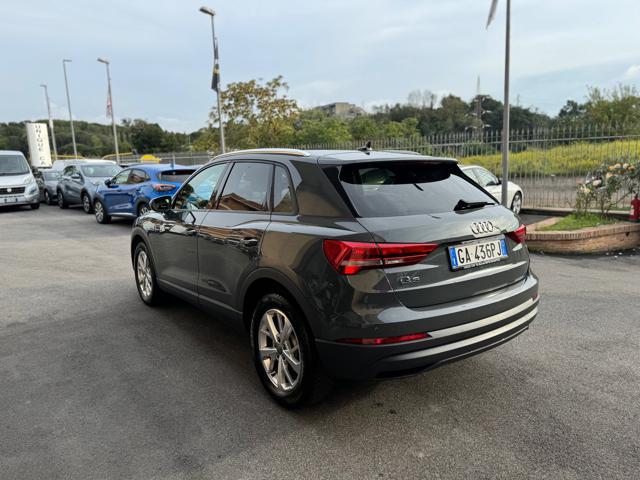 AUDI Q3 35 TDI S tronic Business Advanced