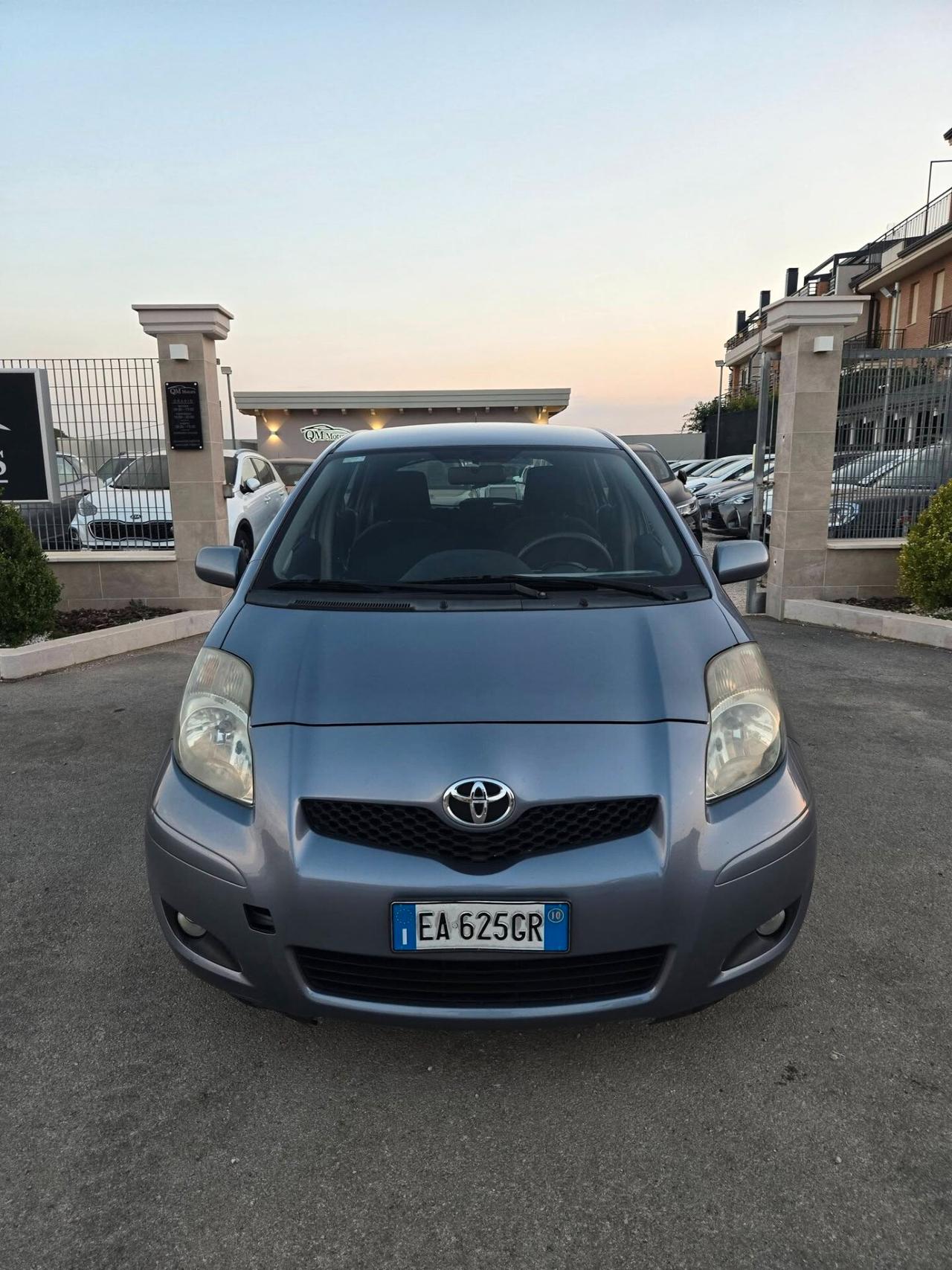 Toyota Yaris 1.3 5 porte Sol