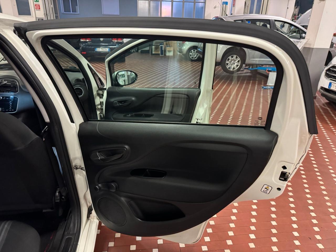 Fiat Punto Evo 1.4 5 porte S&S Dynamic- IDEALE PER NEOPATENTATI