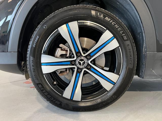 MERCEDES-BENZ EQB 300 4Matic Sport Plus