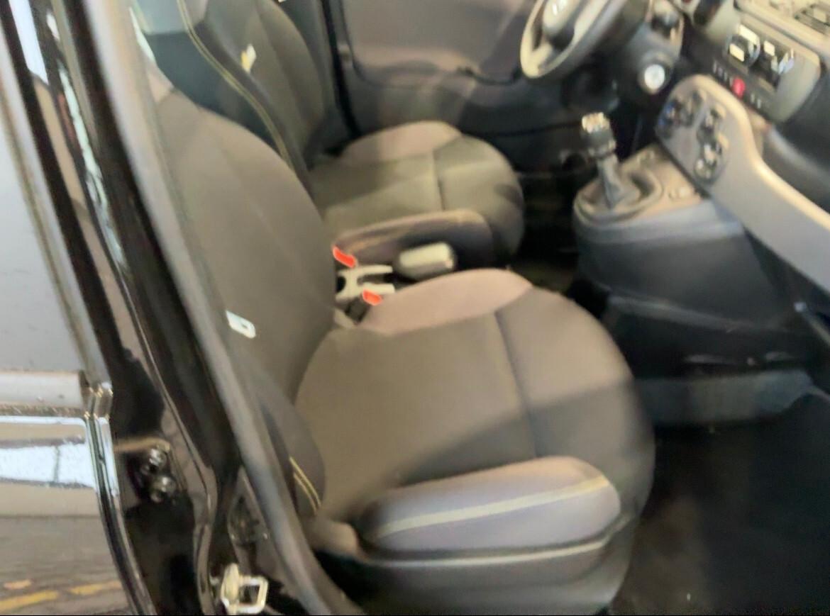 Fiat Panda 1.2 Young -solo km 21000-