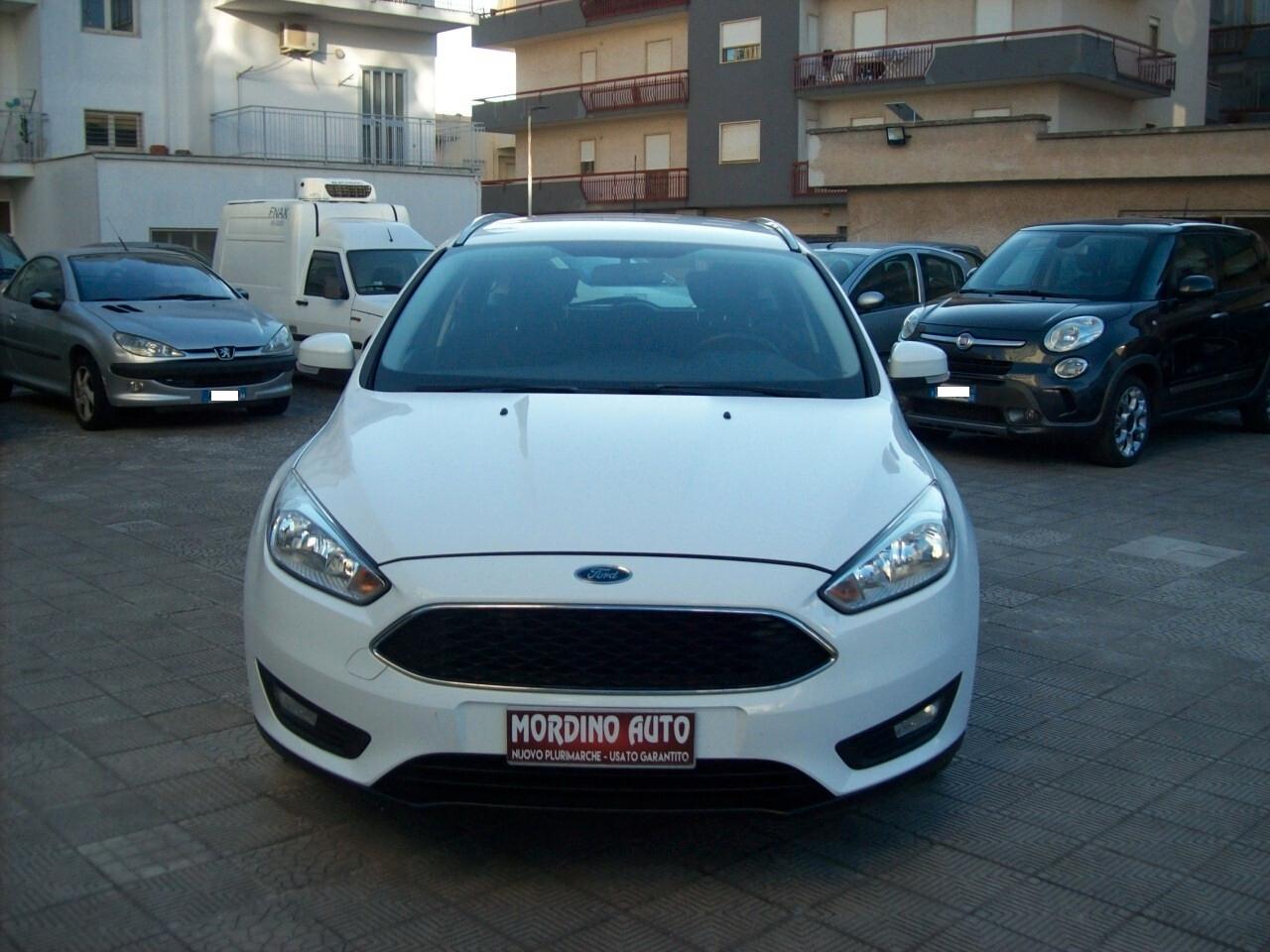 Ford Focus SW 1.5 TDCi 120CV Titanium Navy