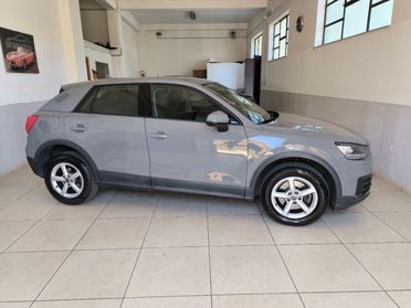 AUDI Q2 2.0 TDI quattro S tronic Business