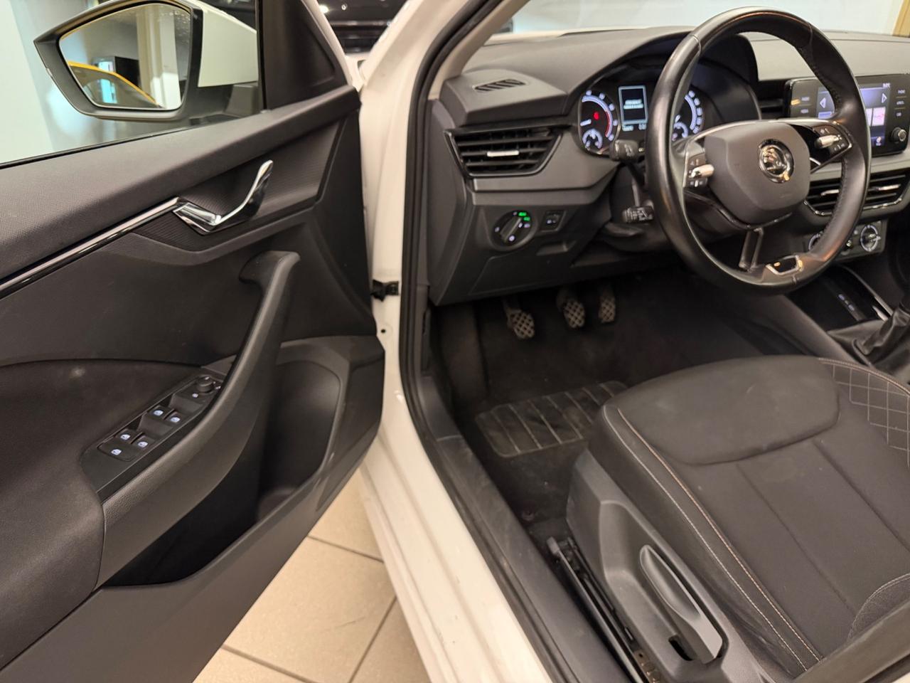 SKODA KAMIQ KAMIQ 1.0 TSI AMBITION(243)