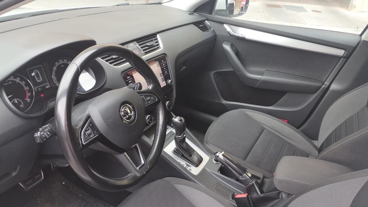 Skoda Octavia 1.6 TDI CR 115 CV DSG Wagon Executive
