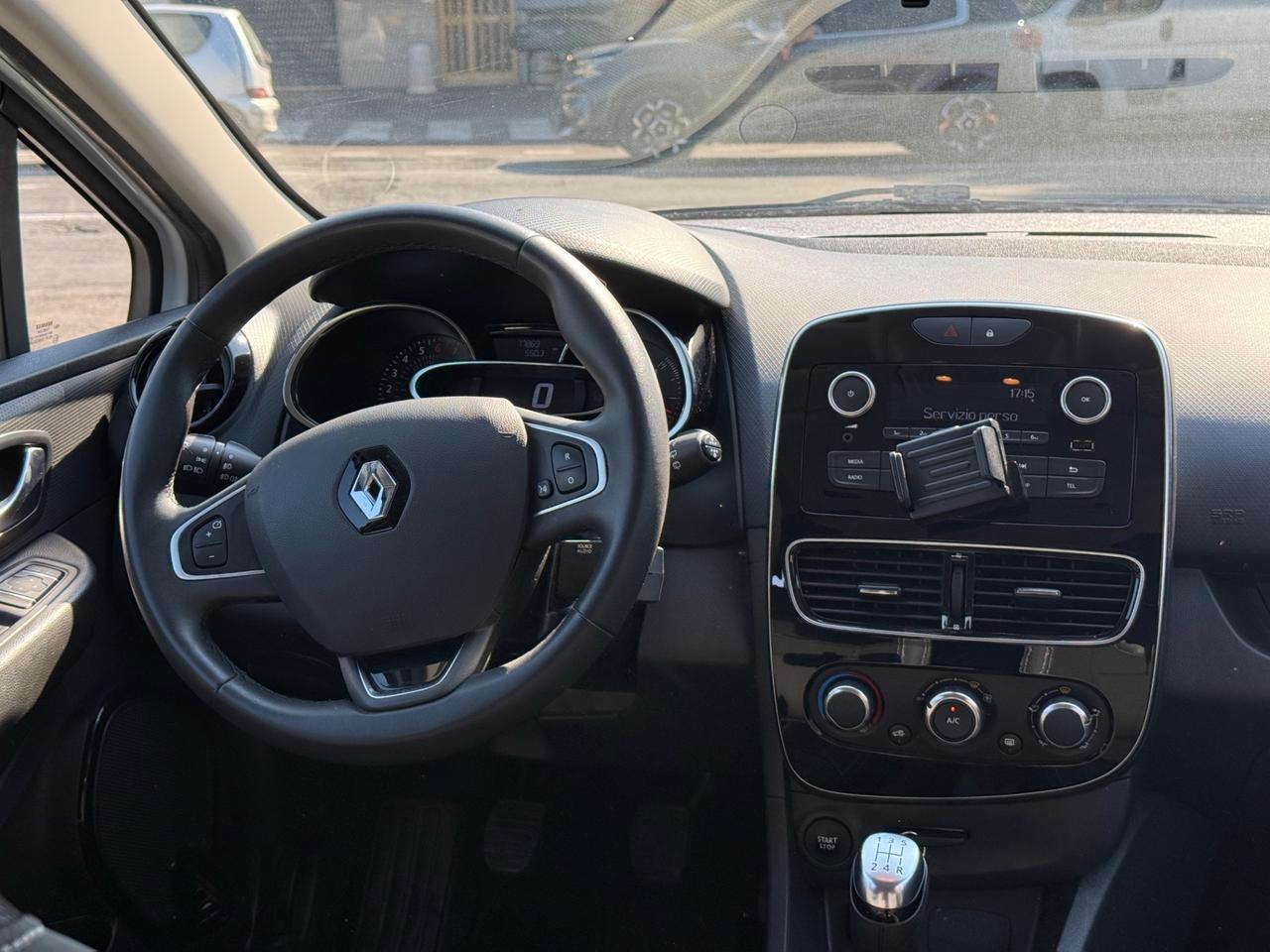 Renault Clio 1.2 75CV 5 porte LIMITED GARANTITA