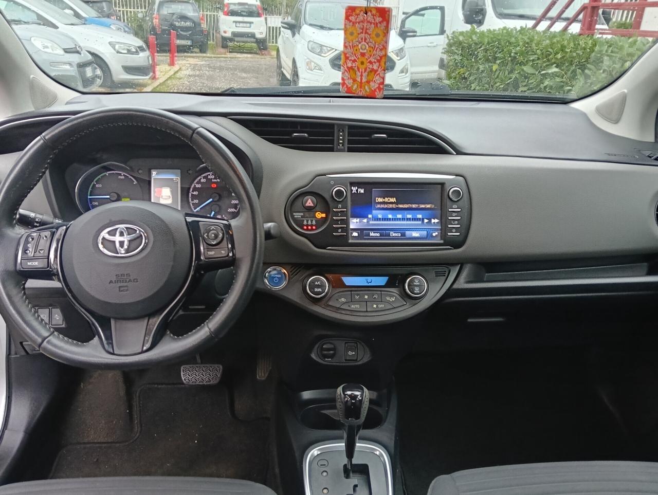Toyota Yaris 1.5 Hybrid Business(prezzo reale)