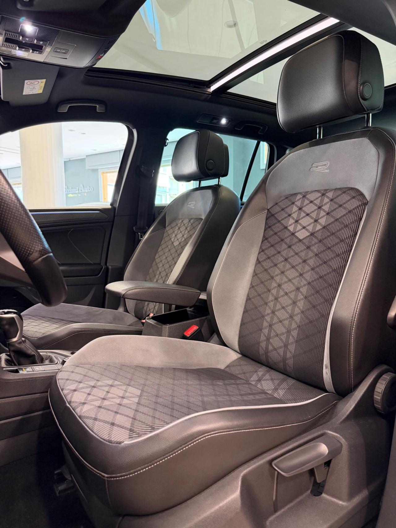 Volkswagen Tiguan 2.0 TDI 200 CV SCR DSG 4MOTION R-Line
