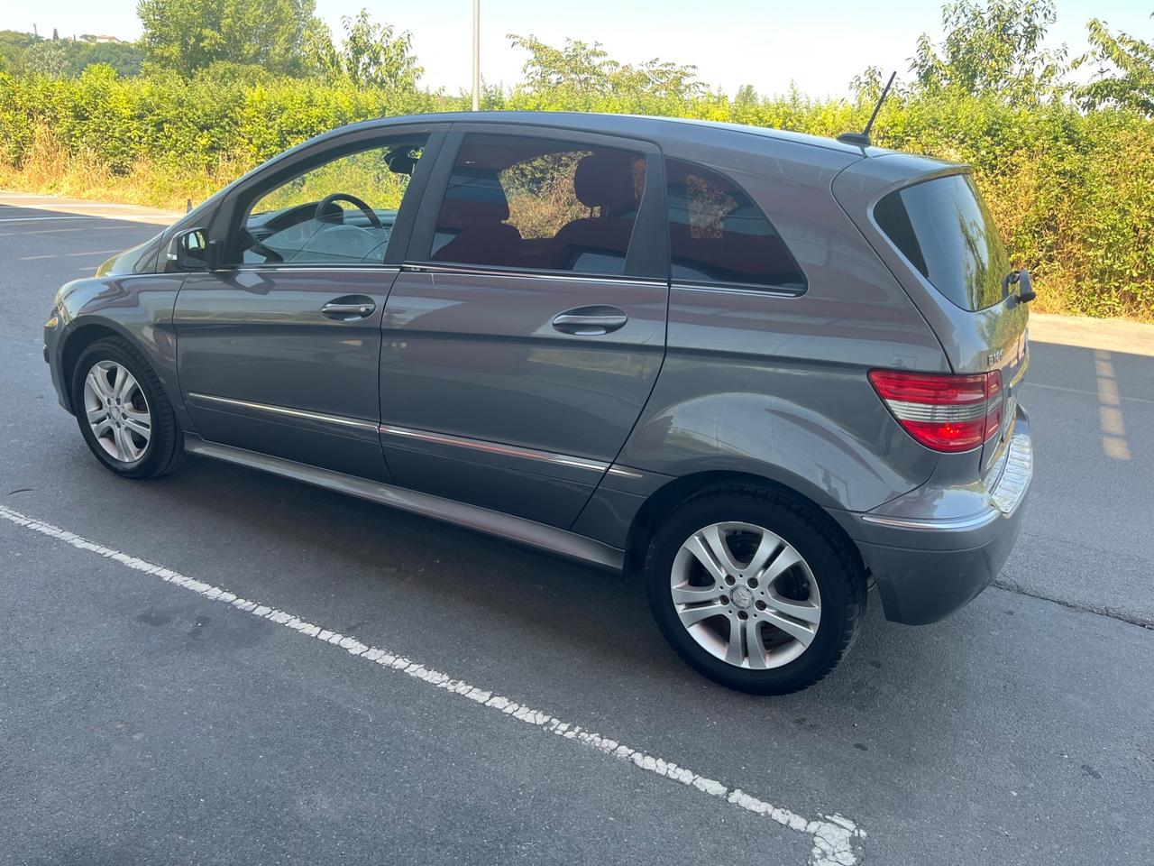 Mercedes-benz B 180 CDI PREMIUM 2011