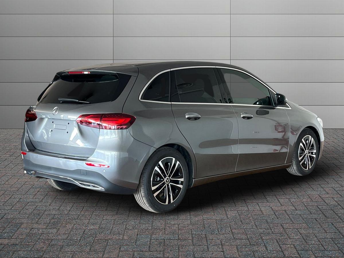 Mercedes-Benz B 180 d STREET EDITION