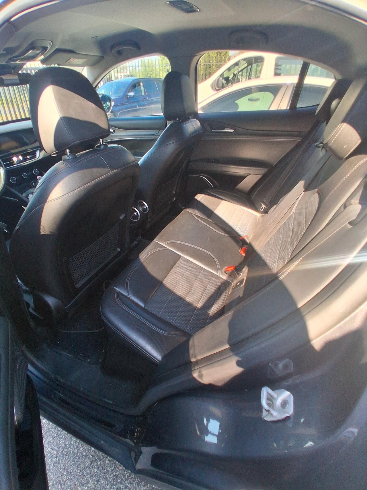 Alfa Romeo Stelvio 2.2 Turbodiesel 180 CV AT8 RWD Executive