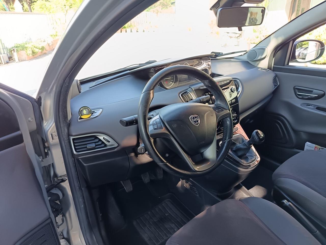 LANCIA Ypsilon 1.3 MJT 16V 95 CV 5 porte S&S Gold