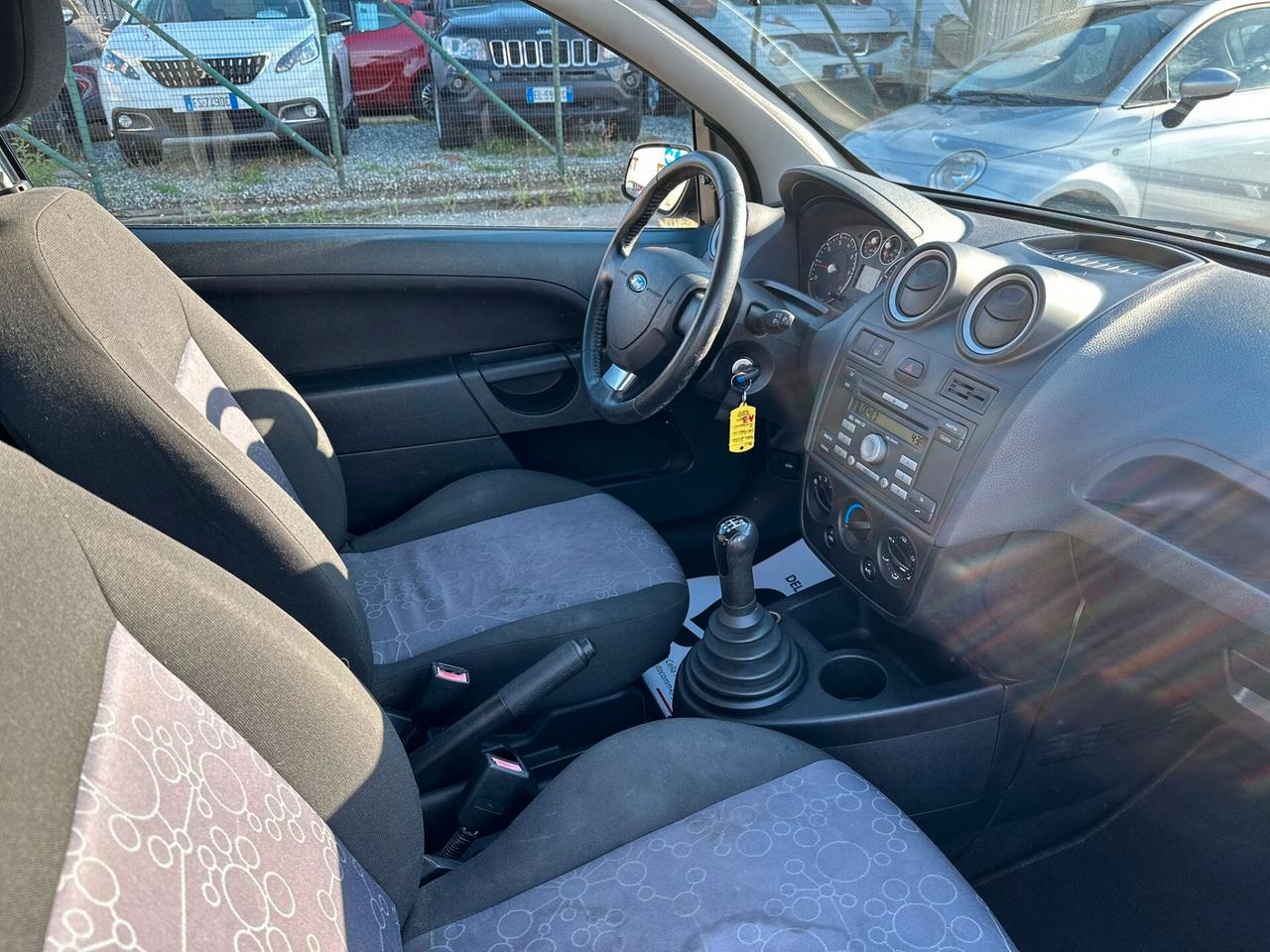 Ford Fiesta 1.2 16V 3p. Ghia