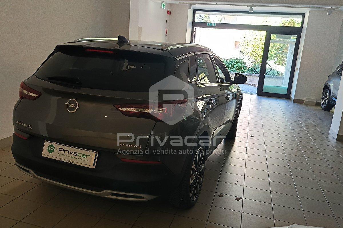 OPEL Grandland X 1.6 Hybrid4 Plug-in aut. AWD