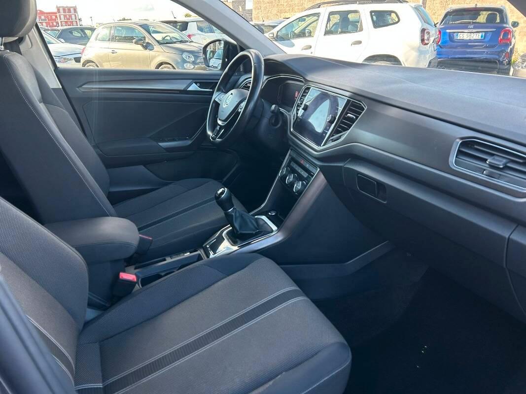 Volkswagen T-Roc 1.0 tsi Advanced