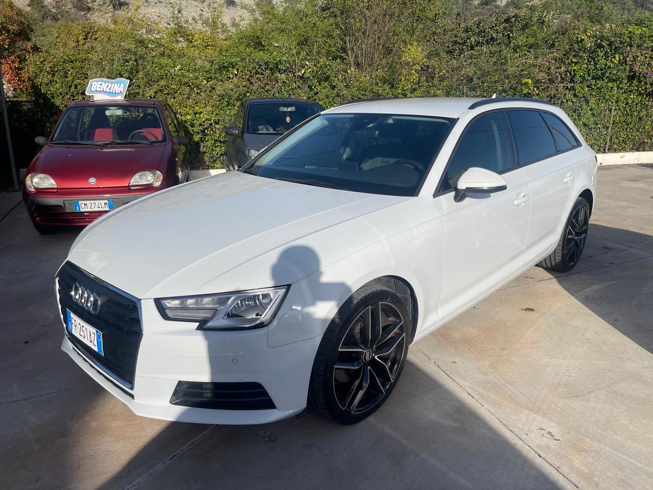 Audi A4 Avant 2.0 TDI 150 CV ultra S tronic Business permute finanziamenti