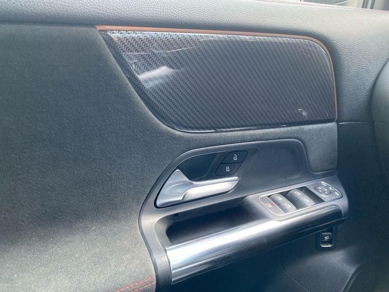 Mercedes-Benz GLA 200 d Premium auto