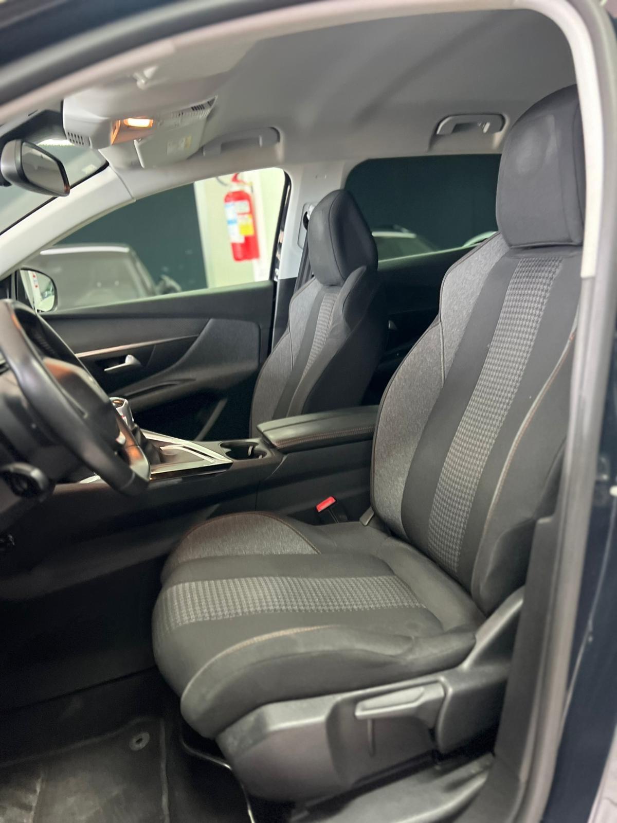 Peugeot 3008 BlueHDi 130 S&S Business