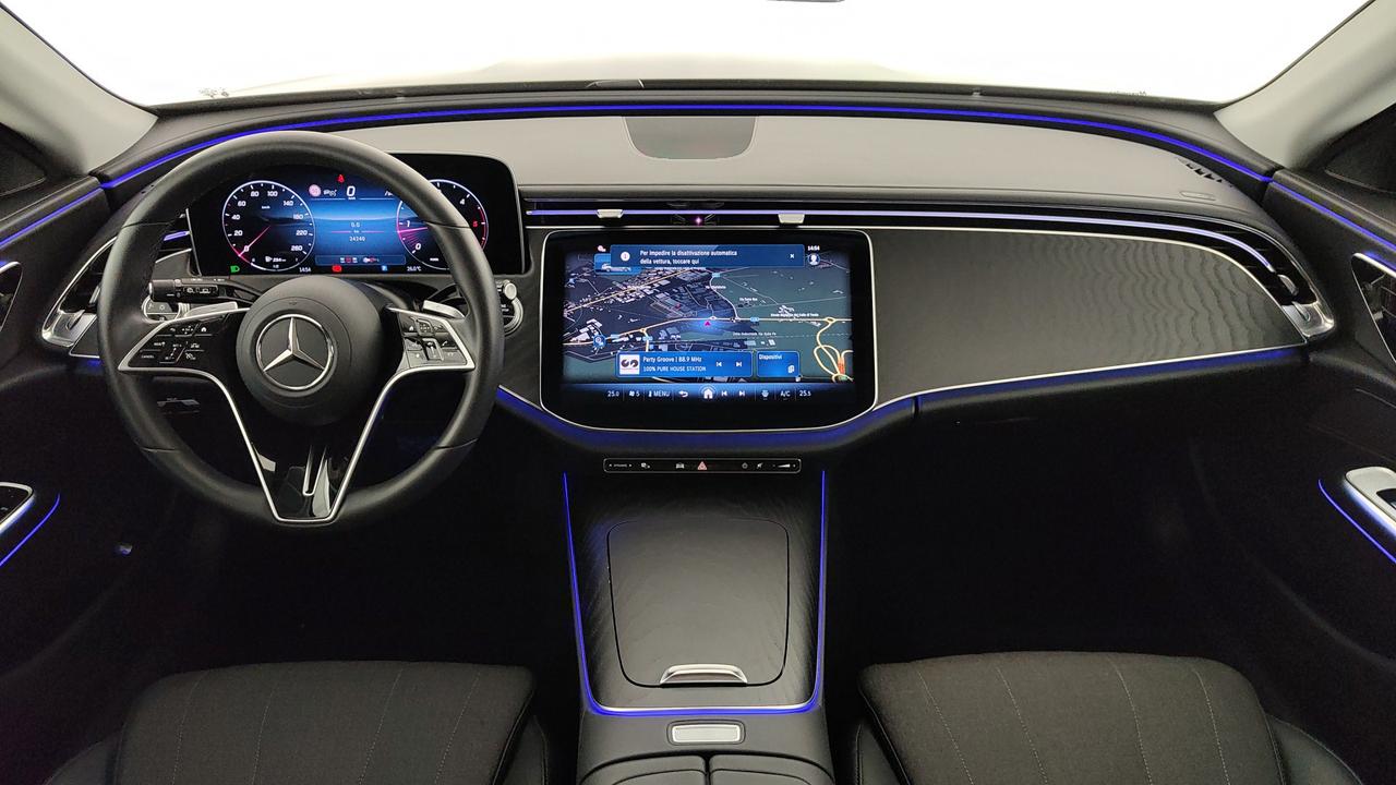 Mercedes-Benz E SW 220 d Advanced auto