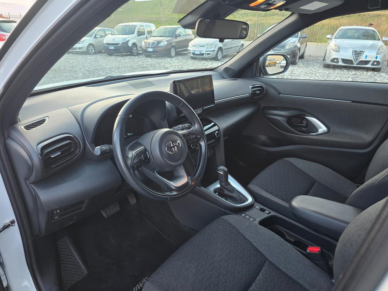 Toyota Yaris Cross 1.5 Hybrid 5p. E-CVT Trend