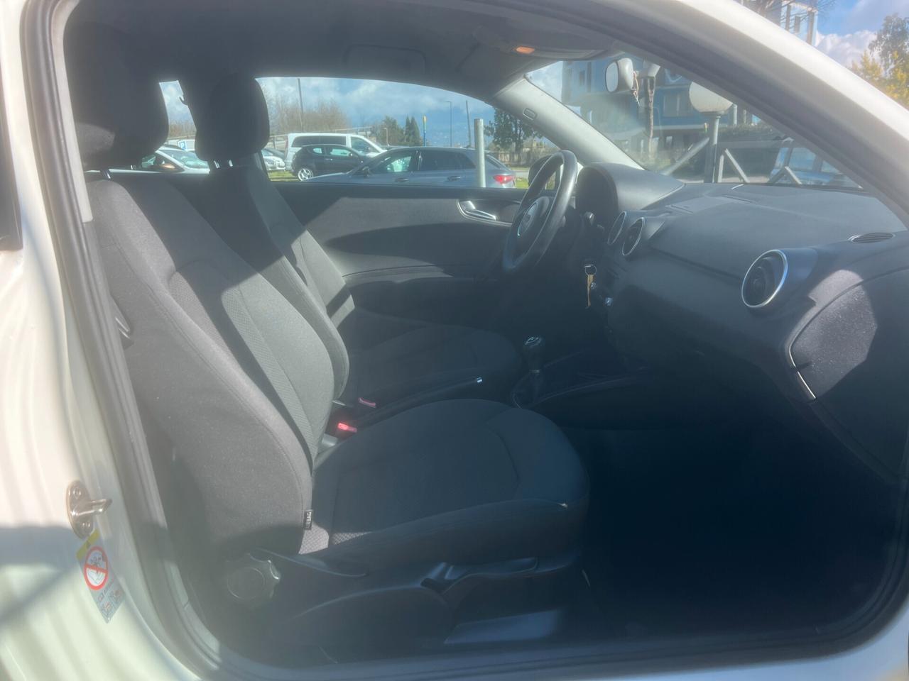 Audi A1 1.6 TDI 105CV-2010"UNIPRO PERFETTA"